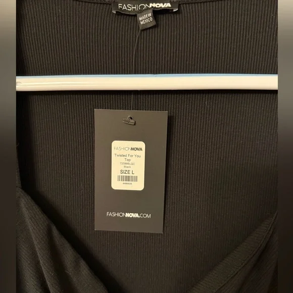 🏷️NWT Fashion Nova Elegant Black Drape Blouse - Picture 2 of 3